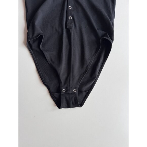 GOOD AMERICAN Snap Queen Black Half Sleeve Plunge V-Neck Bodysuit, Size 2/M - Picture 8 of 15